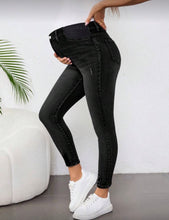 Elizabeth Black Wash Denim Maternity Jeans