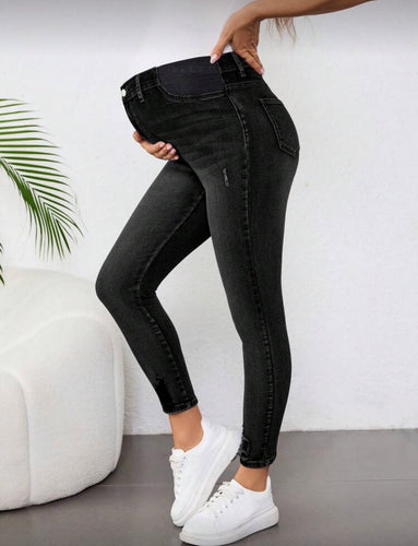 Elizabeth Black Wash Denim Maternity Jeans