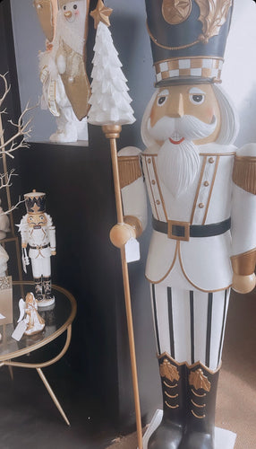 150CM BLACK/WHITE NUTCRACKER