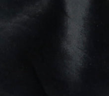 The Baby Couture XL Christmas Velvet Bow