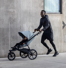 Thule Urban Glide 3 Black on Black