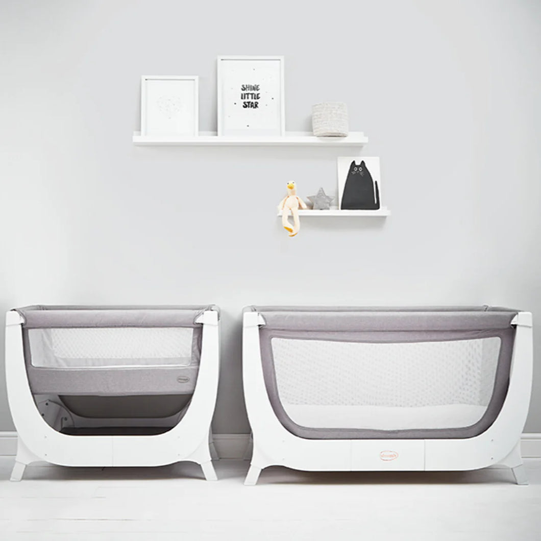 Shnuggle air hot sale bedside crib