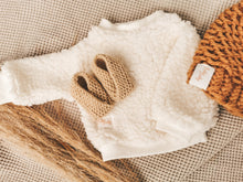 Knitted Booties - Beige
