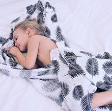 TROPICAL MUSLIN BLANKET