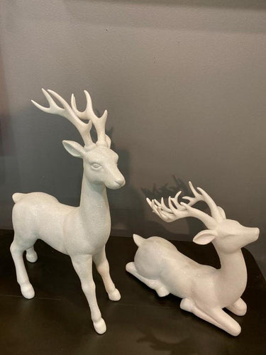2 WHITE REINDEER