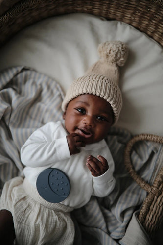 Mushie Moon Face Teether
