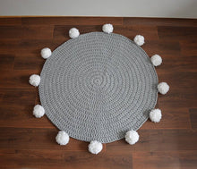 Crochet Pom Pom Rug