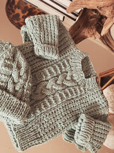 Carter Cable Knit Set