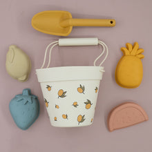 Silicone Beach Bucket & Spade Set