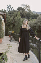 The ‘Gizelle’ Black Dress