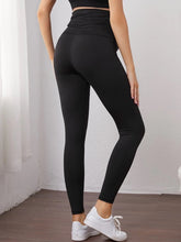 Evelyn Rouged Wide Band Maternity Leggings