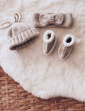 Mary-Jane Bow Beanie